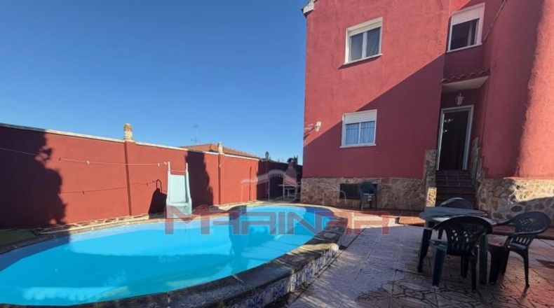 Toledo - Seseña - 295m2