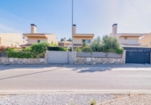 Chalet independiente con terreno en venta en la España, Villa de Otura, ref: TR413730 foto