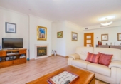 Chalet independiente con terreno en venta en la España, Villa de Otura, ref: TR413730 foto