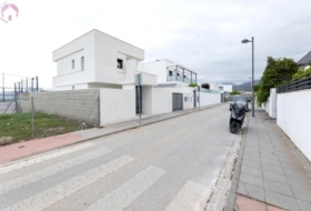 La Zubia 300&nbsp;m²