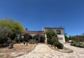 Chalet independiente con terreno en venta en la España, San Vicente del Raspeig, ref: TR413740 foto