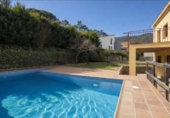 Chalet independiente con terreno en venta en la España, Sant Llorenç de la Muga, ref: TR413745 foto