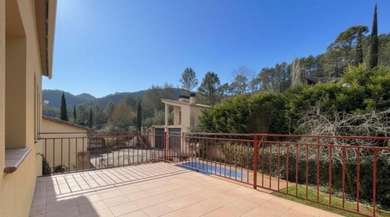 Gerona - Sant Llorenç de la Muga - 553m2