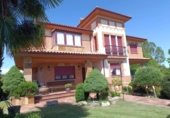 Chalet independiente con terreno en venta en la España, San Andrés del Rabanedo, ref: TR413749 foto