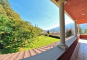 Chalet independiente con terreno en venta en la España, Sant Feliu de Pallerols, ref: TR347628 foto