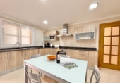 Chalet independiente con terreno en venta en la España, Llucmajor, ref: TR144486 foto