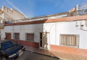 Chalet independiente con terreno en venta en Berja ref: TR413758 foto