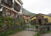 Chalet independiente con terreno en venta en Crémenes ref: TR413768 foto