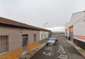 Chalet independiente con terreno en venta en Puertollano ref: TR413772 foto