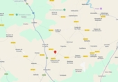 Отдельно стоящий дом с участком на продажу в городе Grajera. Фото