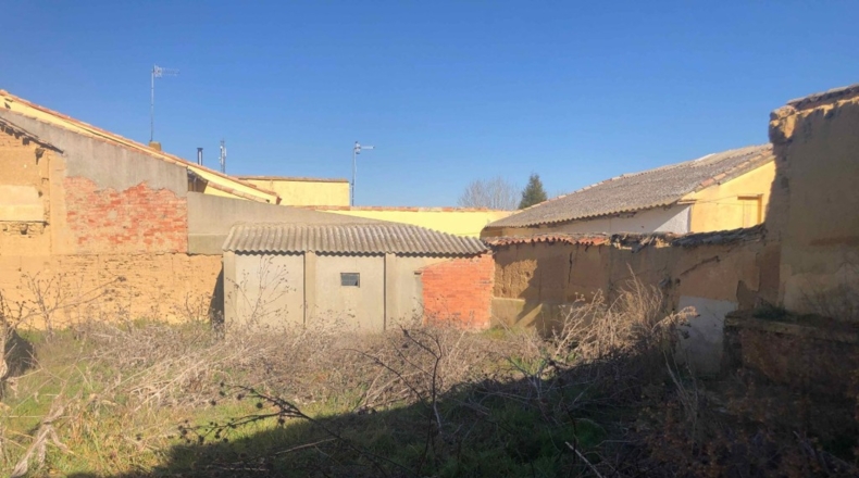 Valladolid - Moral de la Reina - 510m2