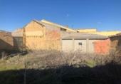 Chalet independiente con terreno en venta en Moral de la Reina ref: TR413778 foto