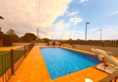 Chalet independiente con terreno en venta en Vilamalla ref: TR413795 foto
