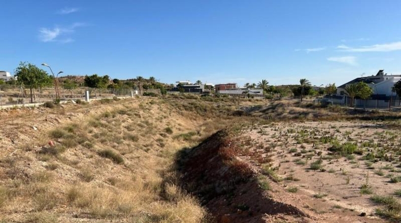 Murcia - Molina de Segura - 456m2