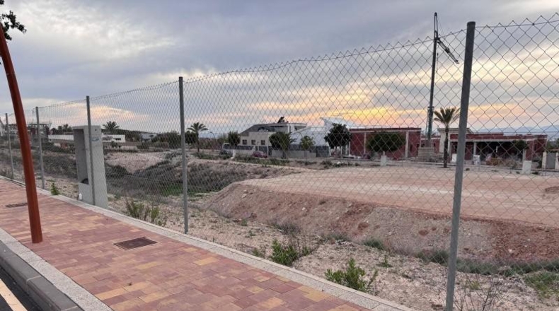 Murcia - Molina de Segura - 456m2