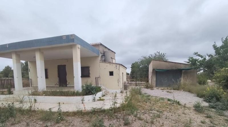 Valencia - Llíria - 3976m2