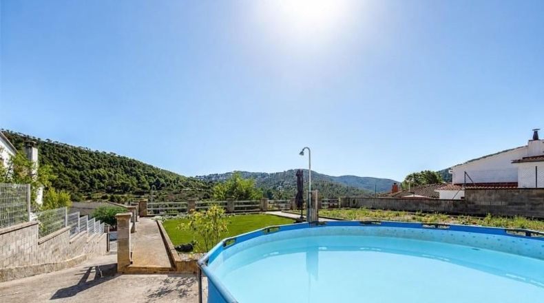 Barcelona - Canyelles - 827m2