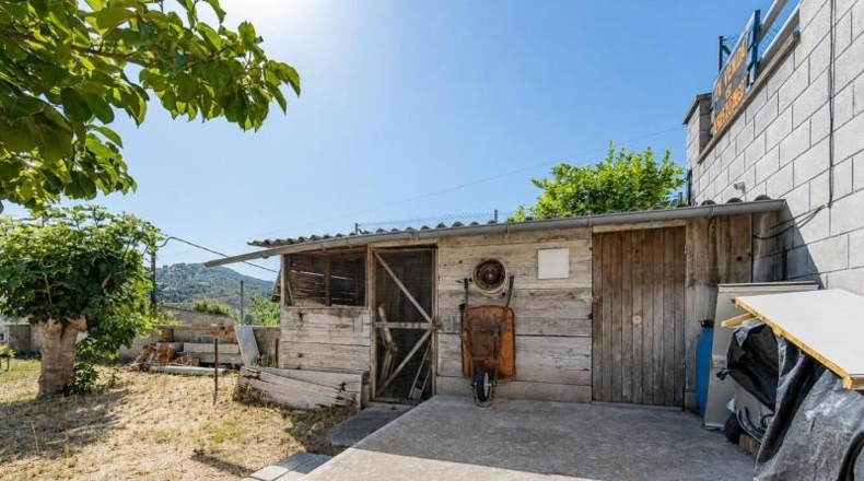 Barcelona - Canyelles - 827m2