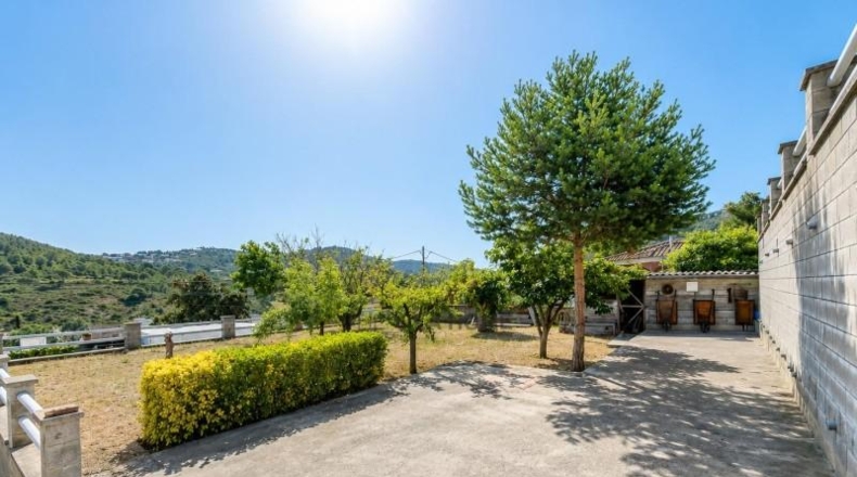 Barcelona - Canyelles - 827m2