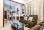Casa de pueblo en venta en la España, Alcalá de Guadaíra, ref: TR369201 foto