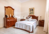 Casa de pueblo en venta en la España, Alcalá de Guadaíra, ref: TR369201 foto