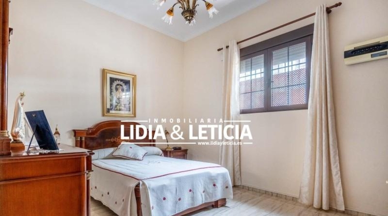 Seville - Alcalá de Guadaíra - 218m2