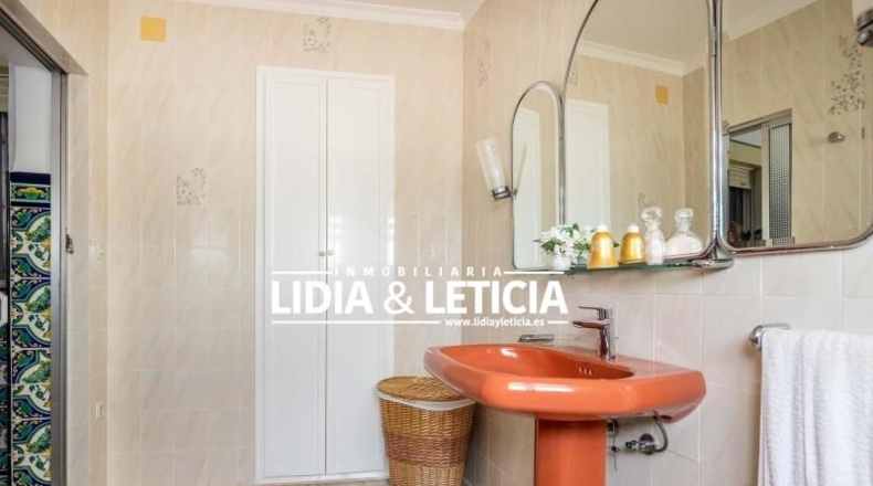 Seville - Alcalá de Guadaíra - 218m2