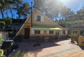 Abrera 702&nbsp;m²