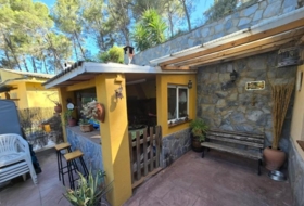 Abrera 702&nbsp;m²
