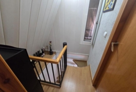 Abrera 702&nbsp;m²