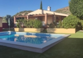 Xalet independent amb terreny en venda a la España, Jaén, ref.: TR413892 foto