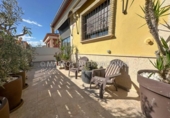 Chalet independiente con terreno en venta en la España, Bigastro, ref: TR403970 foto