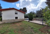 Chalet independiente con terreno en venta en la España, Alcoy, ref: TR413906 foto