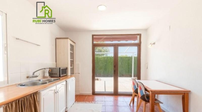 Granada - Albolote - 333m2