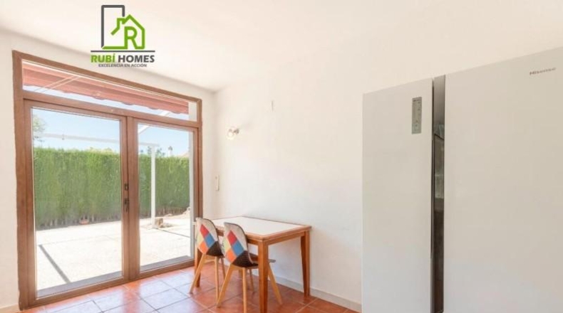 Granada - Albolote - 333m2