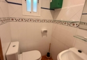 Дом с участком на продажу в городе Альхесирас Фото