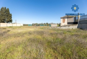 La Zubia 2420&nbsp;m²