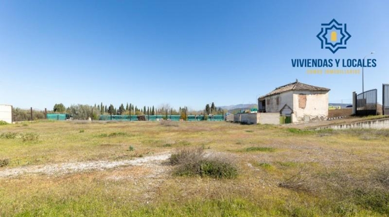 Granada - La Zubia - 2420m2