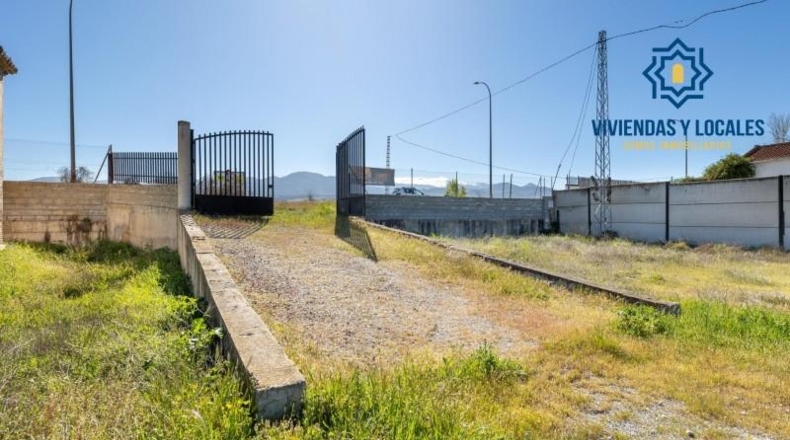 Granada - La Zubia - 2420m2