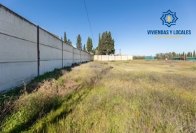 La Zubia 2420&nbsp;m²