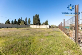 La Zubia 2420&nbsp;m²