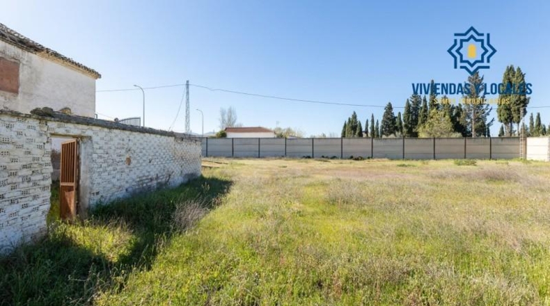 Granada - La Zubia - 2420m2