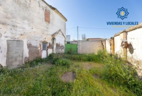 La Zubia 2420&nbsp;m²