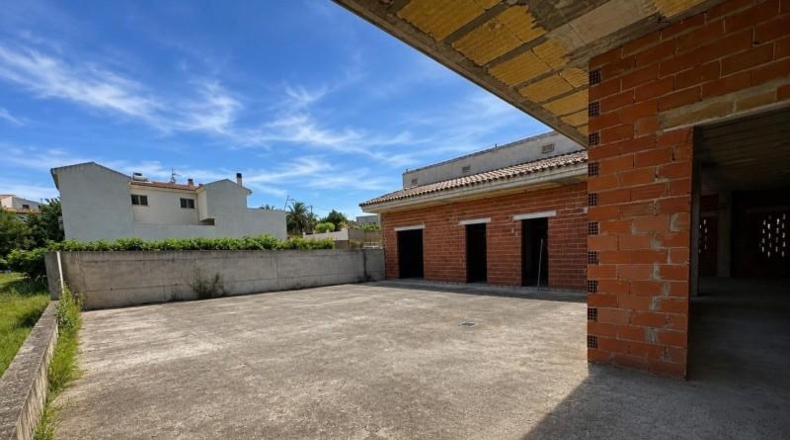 Valencia - Alzira - 558m2