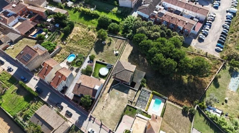 Gerona - Cassà de la Selva - 2584m2