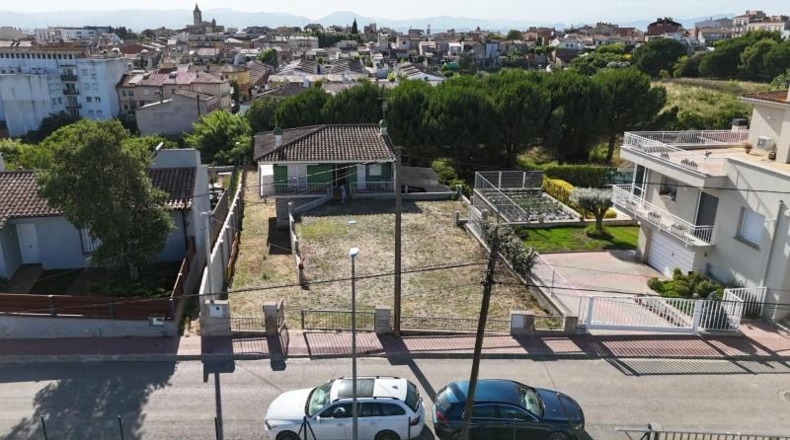 Gerona - Cassà de la Selva - 2584m2
