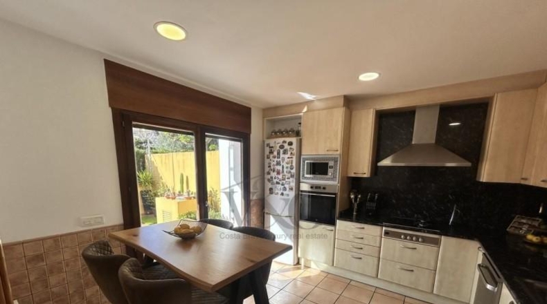 Gerona - Palafrugell - 238m2