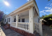 Chalet independiente con terreno en venta en la España, Villamarchante, ref: TR409942 foto