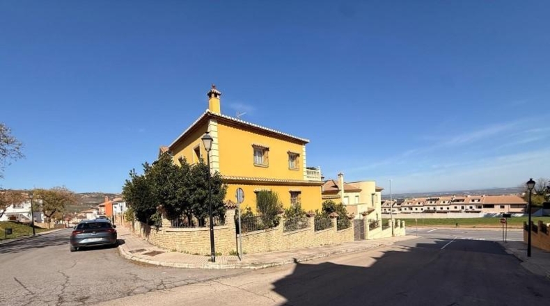 Málaga - Antequera - 305m2