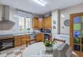 Chalet independiente con terreno en venta en la España, Gójar, ref: TR413935 foto
